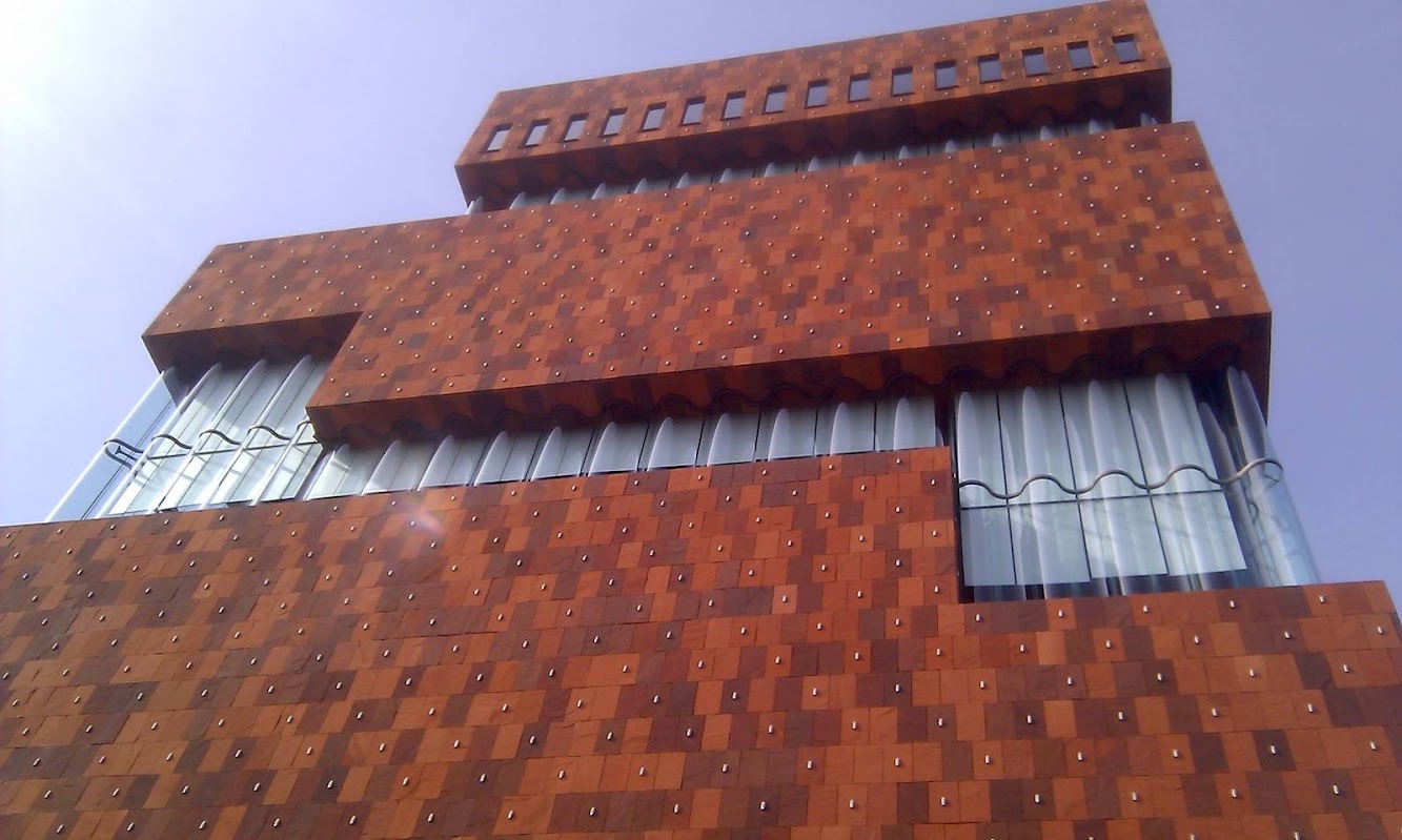 Museum aan de Stroom by Neutelings Riedijk Architects