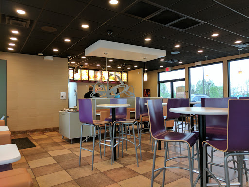 Mexican Restaurant «Taco Bell», reviews and photos, 907 OH-28, Milford, OH 45150, USA