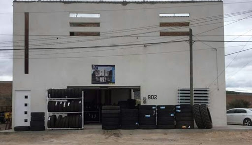 Multi Llantas Estral, 37900, Calle Renovación 204, Doctores, San Luis de la Paz, Gto., México, Tienda de repuestos para carro | GTO