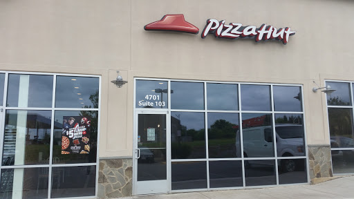 Pizza Restaurant «Pizza Hut», reviews and photos, 4701 Plank Rd #103, Fredericksburg, VA 22407, USA