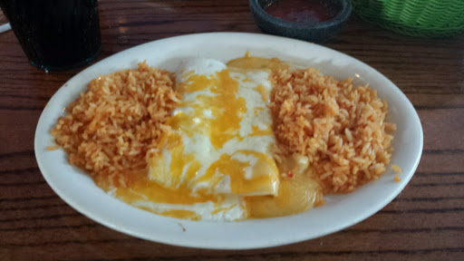 Mexican Restaurant «Casa Torres Mexican Restaurant & Club», reviews and photos, 2708 Farm to Market Road 51, Decatur, TX 76234, USA