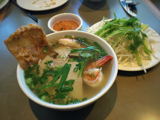 Vietnamese Restaurant «Vung Tau Restaurant», reviews and photos, 535 E Santa Clara St, San Jose, CA 95112, USA