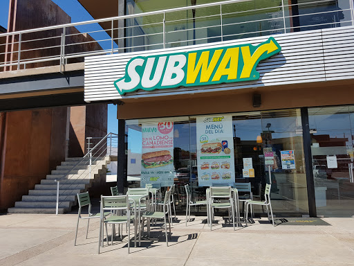 Subway, Bulevar Luis Donaldo Colosio 2693, Kennedy, 84066 Nogales, Son., México, Restaurante especializado en sándwich submarino | SON