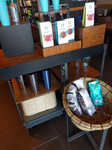 Coffee Shop «Starbucks», reviews and photos, 1152 Commerce Blvd #101, Dickson City, PA 18519, USA