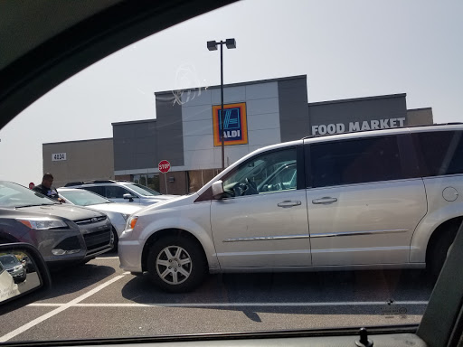 Supermarket «ALDI», reviews and photos, 4034 Jandy Blvd, Nazareth, PA 18064, USA