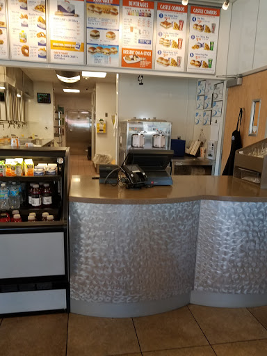 Fast Food Restaurant «White Castle», reviews and photos, 78 Hilltop Village Center Dr, Eureka, MO 63025, USA