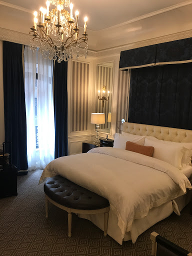 Hotel «The St. Regis New York», reviews and photos