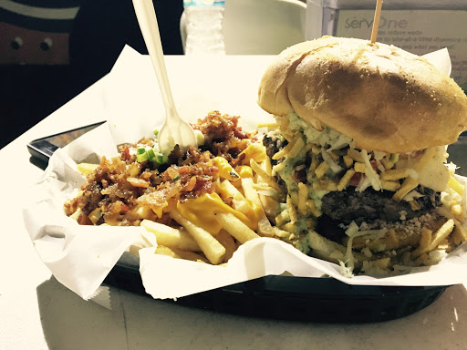 Fast Food Restaurant «Pipo Burgers on Wheels», reviews and photos, 8132 NW 67th St, Miami, FL 33166, USA