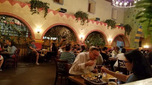 Mexican Restaurant «Mercado Juarez Restaurant», reviews and photos, 125 E Interstate 20, Arlington, TX 76018, USA