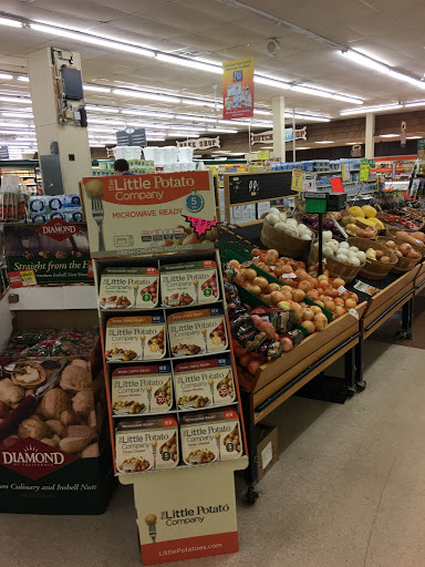 Grocery Store «Bergers Market», reviews and photos, 30 Lovers Ln, Pine Grove, PA 17963, USA