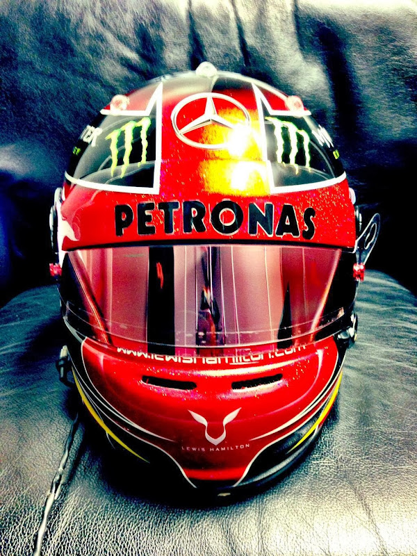 шлем Льюиса Хэмилтона в честь Майкла Джексона на Гран-при США 2013