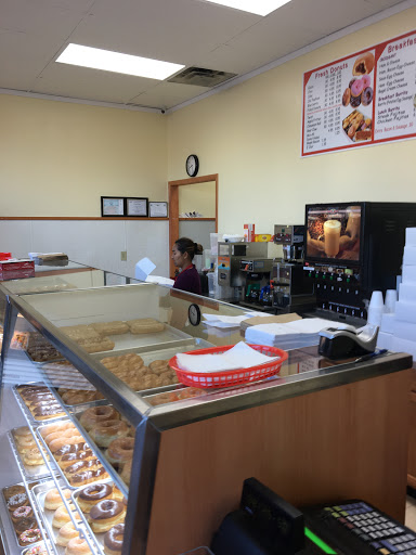 Donut Shop «Dannys Donuts», reviews and photos, 417 Main St SW, Gainesville, GA 30501, USA