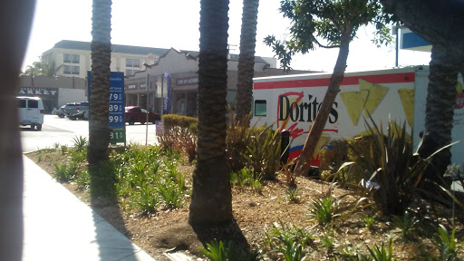 Donut Shop «Donuts Sandwishes», reviews and photos, 208 E Katella Ave, Anaheim, CA 92802, USA