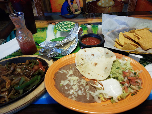 Mexican Restaurant «Caliente Mexican Restaurant», reviews and photos, 1400 S Guilford Rd, Carmel, IN 46032, USA