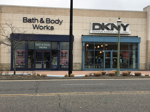 Beauty Supply Store «Bath & Body Works», reviews and photos, 31 N Michigan Ave, Atlantic City, NJ 08401, USA