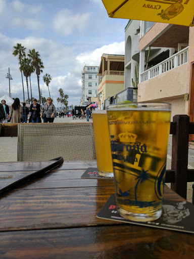 Restaurant «The Venice Beach Bar», reviews and photos, 323 Ocean Front Walk, Venice, CA 90291, USA
