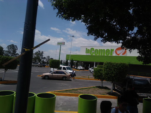 Comercial Mexicana, Av. de las Torres MZ126 LT24, Miguel de la Madrid, 09698 Ciudad de México, CDMX, México, Supermercado | Ciudad de México
