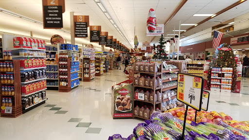 Grocery Store «Tops Friendly Markets», reviews and photos, 1357 U.S. 9, Wappingers Falls, NY 12590, USA