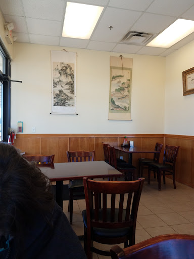 Chinese Restaurant «Dragon City Restaurant», reviews and photos, 98 E Geneva Square, Lake Geneva, WI 53147, USA