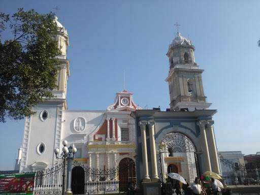 Catedral del Sagrario de la Inmaculada Concepción, Calle 1 Av. 1 y 3, Centro, 94500 Córdoba, Ver., México, Iglesia católica | VER