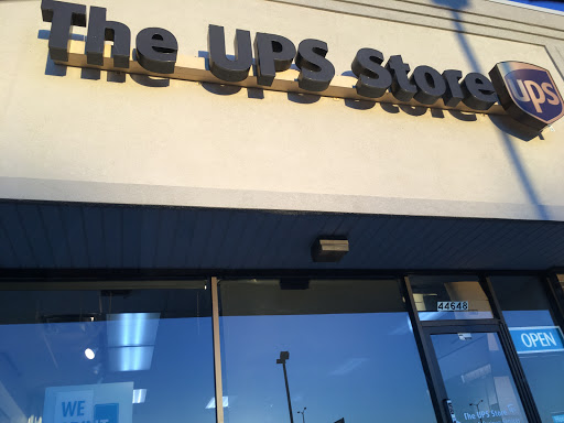 Shipping and Mailing Service «The UPS Store», reviews and photos, 44648 Mound Rd, Sterling Heights, MI 48314, USA