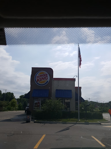 Fast Food Restaurant «Burger King», reviews and photos, 3402 Elizabeth Lake Rd, Waterford Twp, MI 48328, USA