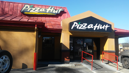 Pizza Restaurant «Pizza Hut», reviews and photos, 4421 Hugh Howell Rd, Tucker, GA 30084, USA