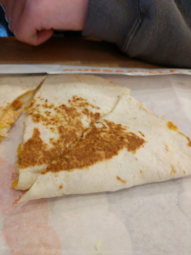 Mexican Restaurant «Taco Bell», reviews and photos, 996 Brook Forest Ave, Shorewood, IL 60431, USA