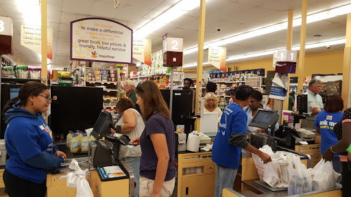 Supermarket «Stop & Shop», reviews and photos, 50 Water St, Vineyard Haven, MA 02568, USA