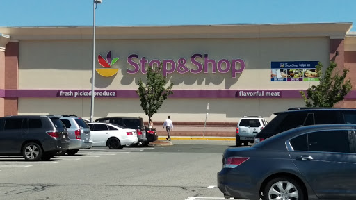 Supermarket «Super Stop & Shop», reviews and photos, 40 Furlong Dr, Revere, MA 02151, USA