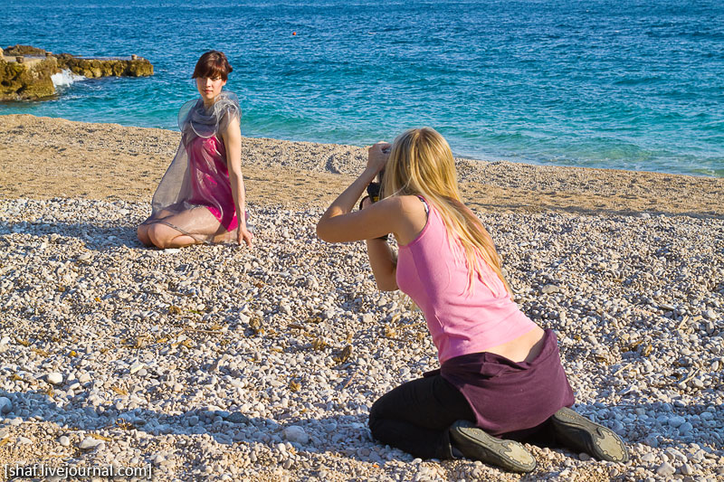 Фотоохота за девушками на пляже фото
