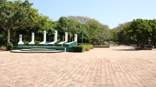 Parque Ecologico Rufino Tamayo, Guelaguetza 167, J, 70988 Crucecita, Oax., México, Parque | OAX