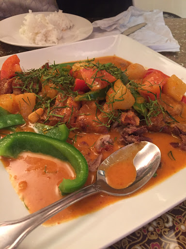 Thai Restaurant «Chamathai», reviews and photos, 50 Elm St, Salisbury, MA 01952, USA