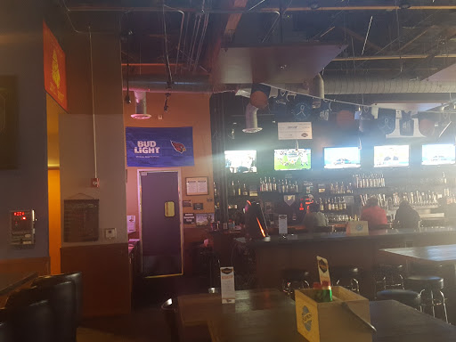 Bar & Grill «Legends Sports Club», reviews and photos, 8378 W Thunderbird Rd, Peoria, AZ 85381, USA