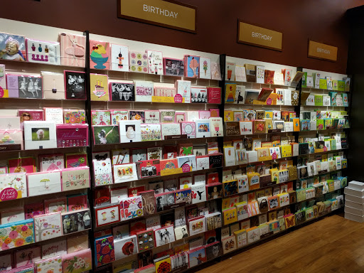 Greeting Card Shop «Papyrus», reviews and photos, 408 W Farms Mall, Farmington, CT 06032, USA