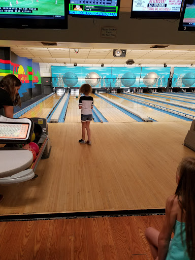 Bowling Alley «Central Bowling Lanes & Family», reviews and photos, 3917 Central Ave, Hot Springs, AR 71913, USA