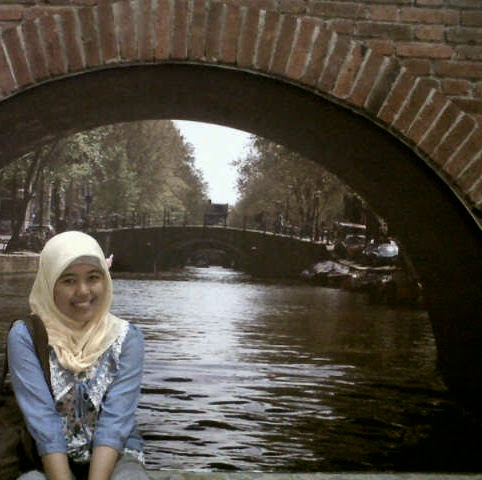 widi astuti widi astuti