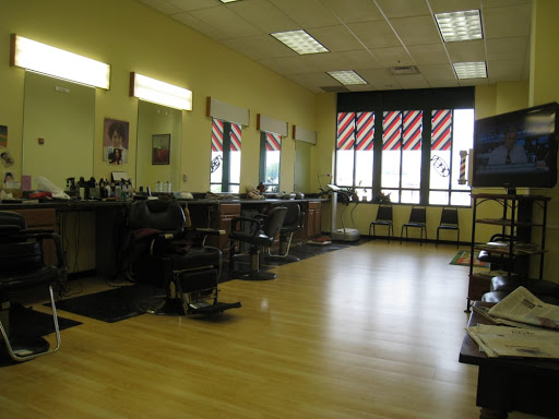 Barber Shop «Woodland Barber shop», reviews and photos, 12973 Highland Crossing Dr, Herndon, VA 20171, USA