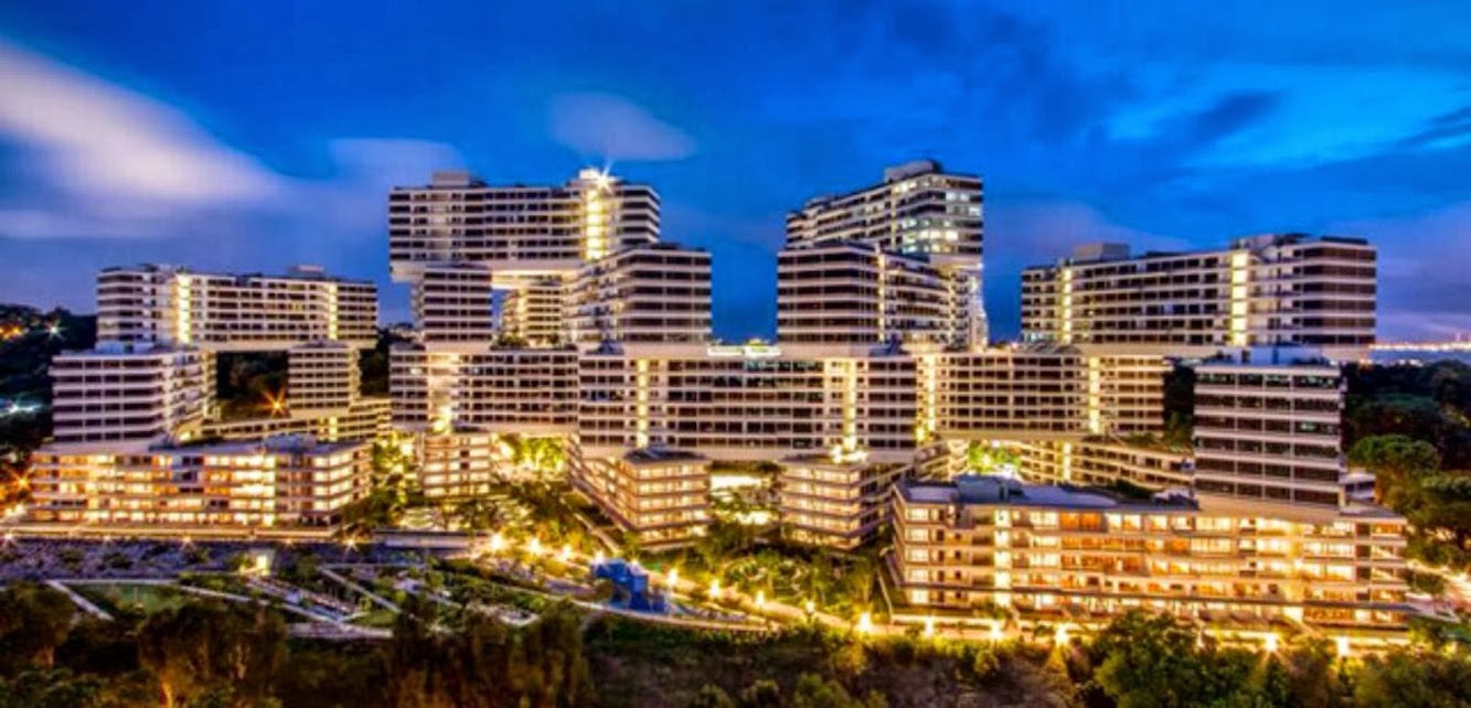 The Interlace by Oma