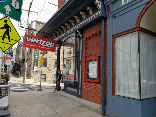 Cell Phone Store «Manayunk Verizon Wireless», reviews and photos, 4320 Main St, Philadelphia, PA 19127, USA
