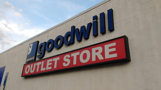 Outlet Store «Goodwill Outlet Store», reviews and photos