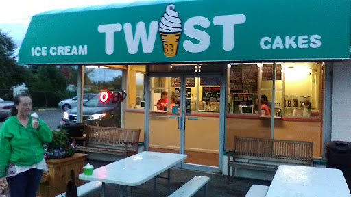 Ice Cream Shop «Twist Ice Cream», reviews and photos, 7499 Linden Rd, Swartz Creek, MI 48473, USA