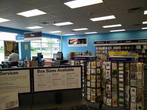 Print Shop «FedEx Office Print & Ship Center», reviews and photos, 1448 Naperville Wheaton Rd #100, Naperville, IL 60563, USA