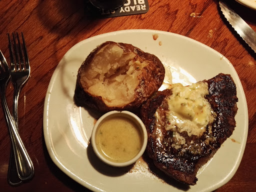 Steak House «Outback Steakhouse», reviews and photos, 655 Dawsonville Hwy, Gainesville, GA 30501, USA