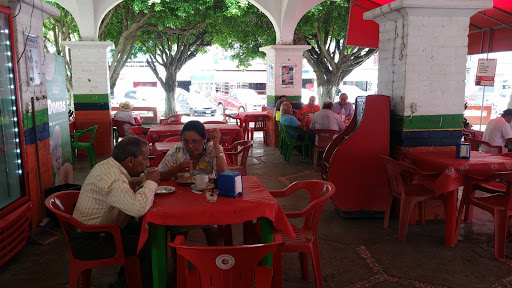 Cafeteria Y Taqueria Fito Jr Sucursal Jardines Del Grijalva, 96980, Hidalgo 115, Tiburoneros, Las Choapas, Ver., México, Restaurantes o cafeterías | VER