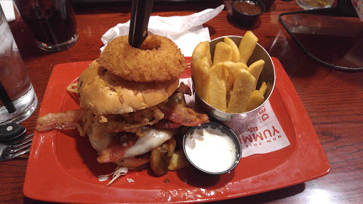 Hamburger Restaurant «Red Robin Gourmet Burgers», reviews and photos, 1562 Woodland Park Dr, Layton, UT 84041, USA