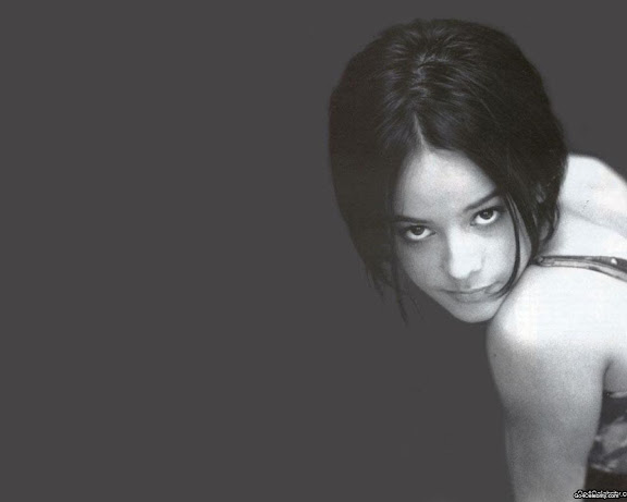  Alizee