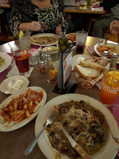 Italian Restaurant «Rome Restaurant», reviews and photos, 4 East Central Street, Franklin, MA 02038, USA