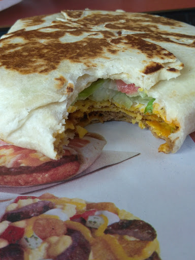 Mexican Restaurant «Taco Bell», reviews and photos, 13865 Eureka Rd, Southgate, MI 48195, USA