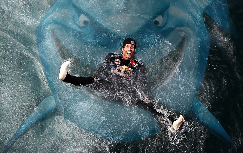 фотошоп Марк Уэббер падает в пасть акулы на Гран-при Монако 2010